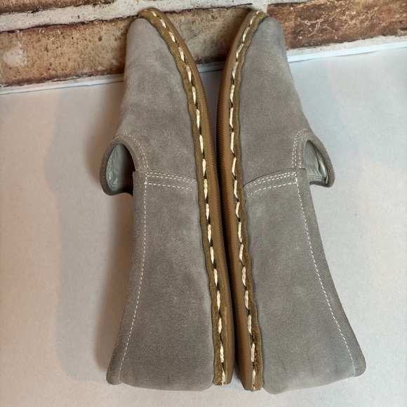 Sabah Ashmore Grey Suede Slip-On Flats Size W40/US 8.5 - Picture 5 of 8